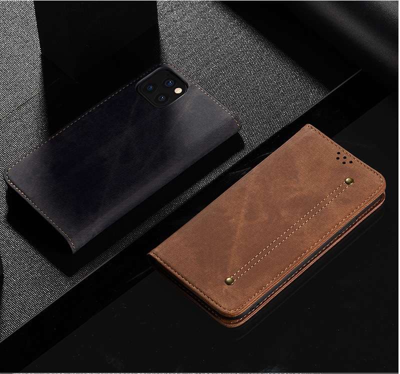 高級感漂う本革調手帳型スマホケース