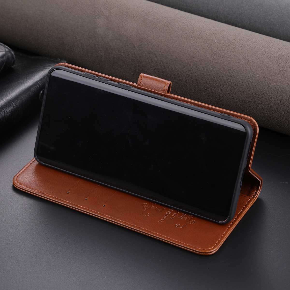 手帳型スマホケース  高級感漂う本革手帳型アイフォンケース